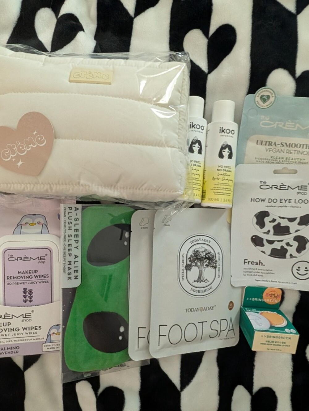 10 Unit K-Beauty Skincare Travel Bundle With Sleep Mask & Cosmetic Bag 🆕
